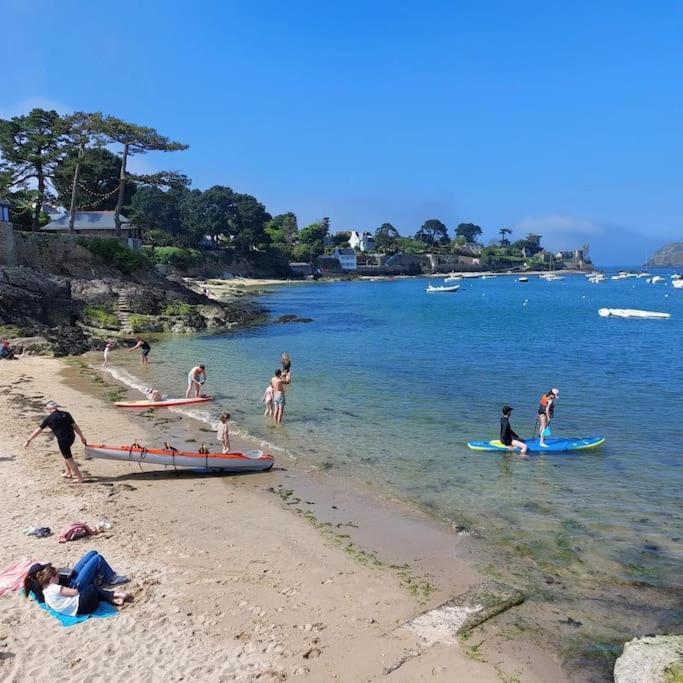 L'Aumonerie De Rotheneuf Lägenhet Saint-Malo Exteriör bild